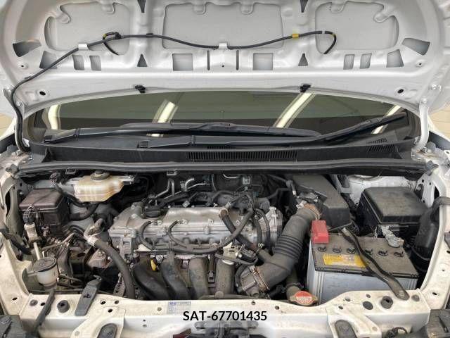 Toyota VOXY 2016-01 237055-18