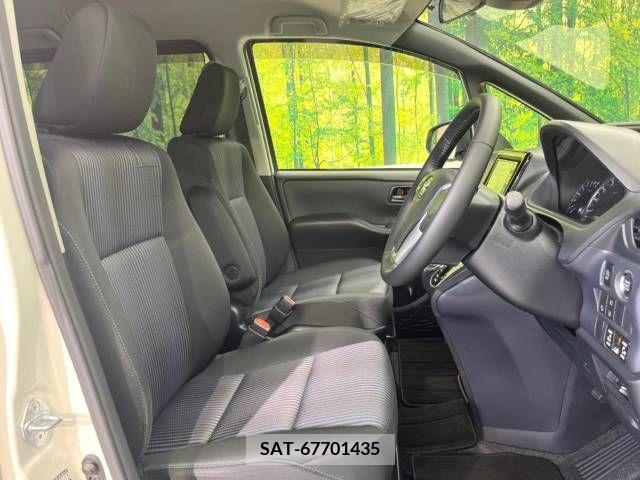 Toyota VOXY 2016-01 237055-8