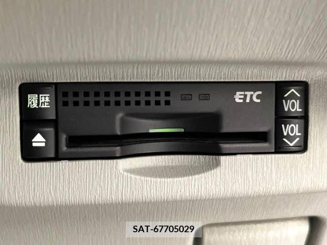 Toyota PRIUS 2009-08 253468-4