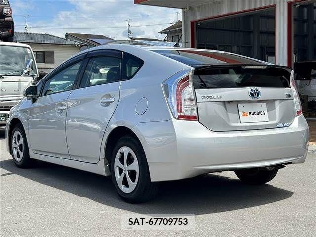 Toyota PRIUS 2015-07 328199-13