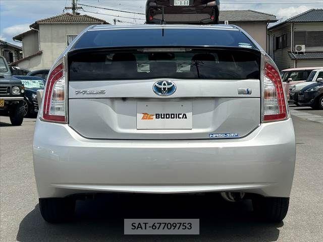 Toyota PRIUS 2015-07 328199-12