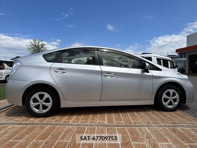 Toyota PRIUS 2015-07 328199-10