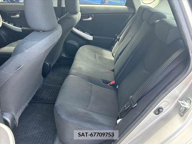 Toyota PRIUS 2015-07 328199-17