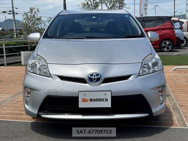 Toyota PRIUS 2015-07 328199-8
