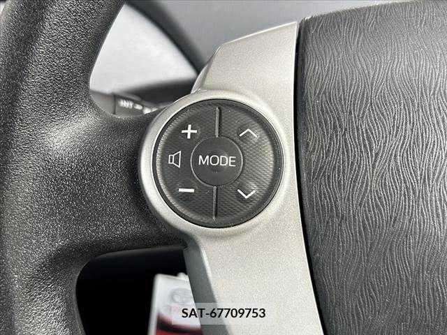 Toyota PRIUS 2015-07 328199-25