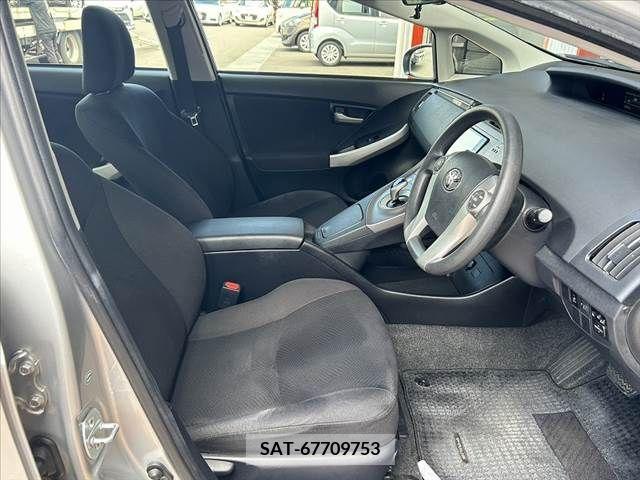 Toyota PRIUS 2015-07 328199-15