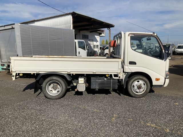 Hino DUTRO 2014-09 194547-7