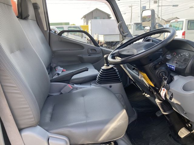 Hino DUTRO 2014-09 194547-16