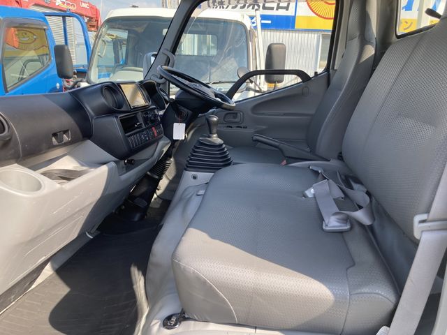 Hino DUTRO 2014-09 194547-17