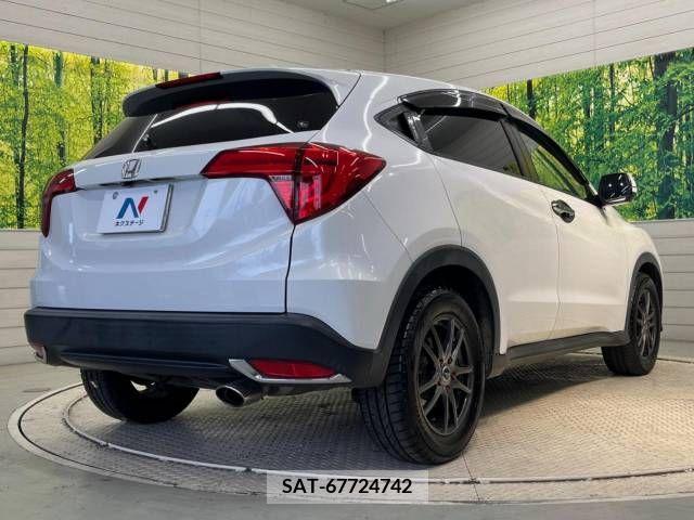 Honda VEZEL 2015-06 349688-17