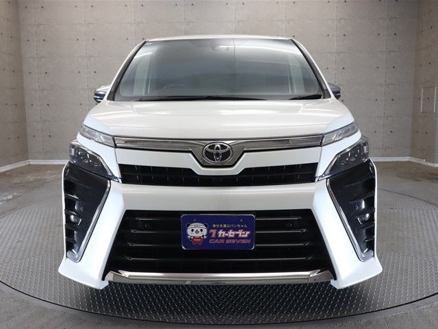 Toyota VOXY 2020-08 180673-20