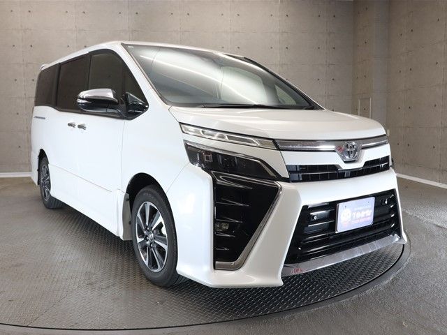 Toyota VOXY 2020-08 180673-21