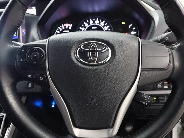 Toyota VOXY 2020-08 180673-9
