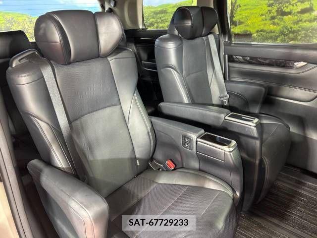 Toyota VELLFIRE 2018-12 288068-10