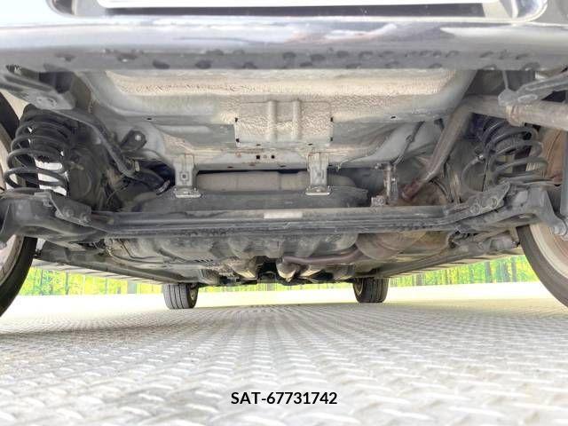 Toyota BB 2011-11 247763-18