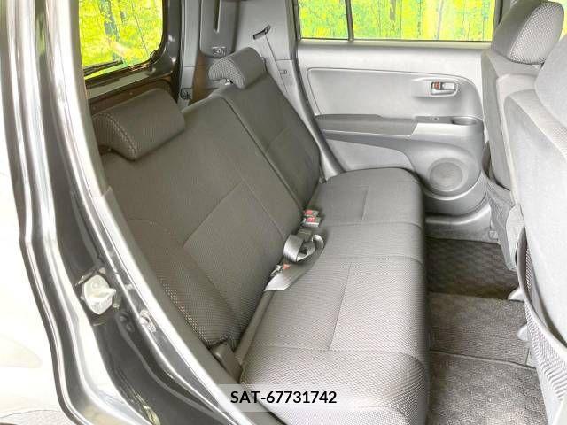 Toyota BB 2011-11 247763-9