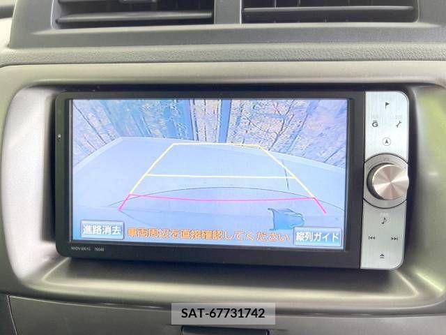 Toyota BB 2011-11 247763-3
