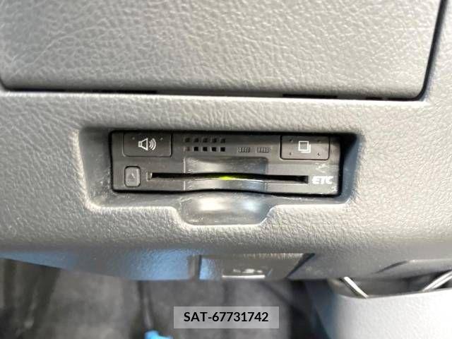 Toyota BB 2011-11 247763-4