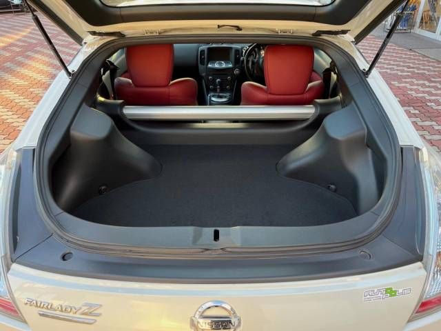 Nissan FAIRLADY Z 2010-09 186032-10