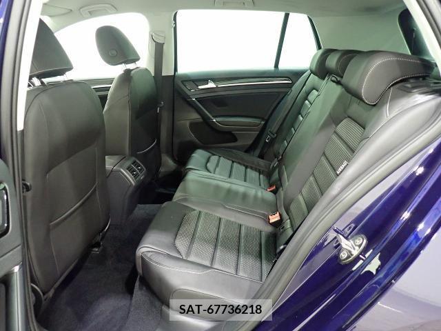 VolksWagen GOLF 2020-01 331706-3