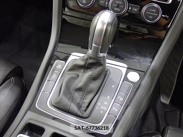 VolksWagen GOLF 2020-01 331706-19