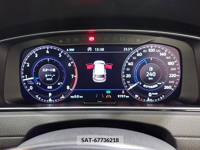 VolksWagen GOLF 2020-01 331706-9