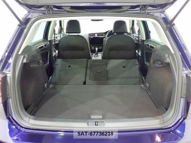 VolksWagen GOLF 2020-01 331706-7