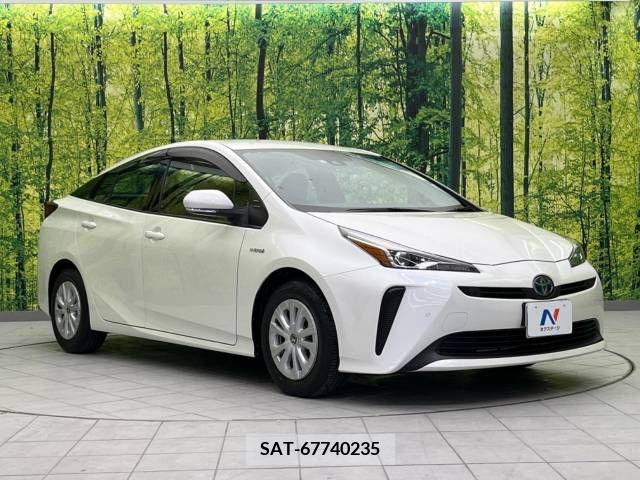 Toyota PRIUS 2019-09 322431-16