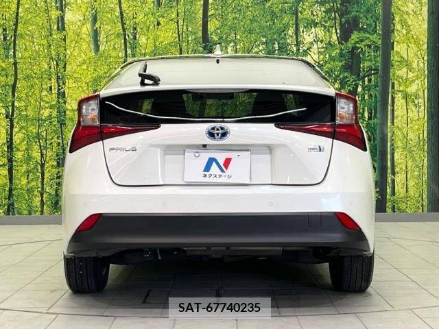 Toyota PRIUS 2019-09 322431-15