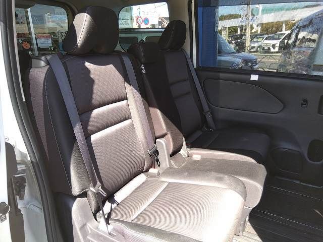 Nissan SERENA 2017-03 12247-6