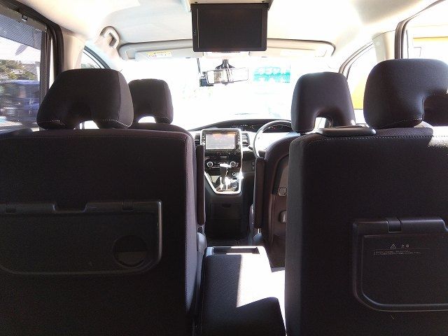 Nissan SERENA 2017-03 12247-14