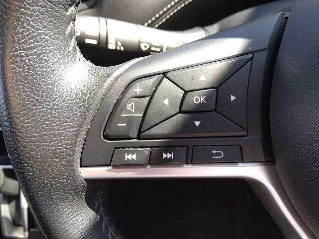 Nissan SERENA 2017-03 12247-29