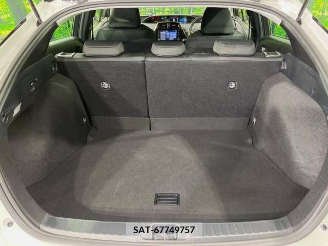 Toyota PRIUS 2021-12 214983-10