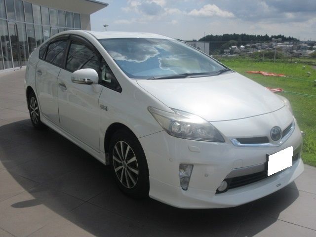 Toyota PRIUS PHV 2012-11 20862-2