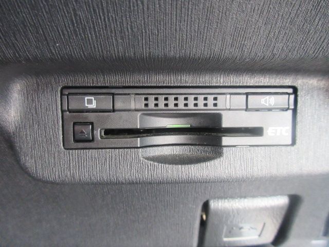 Toyota PRIUS PHV 2012-11 20862-17