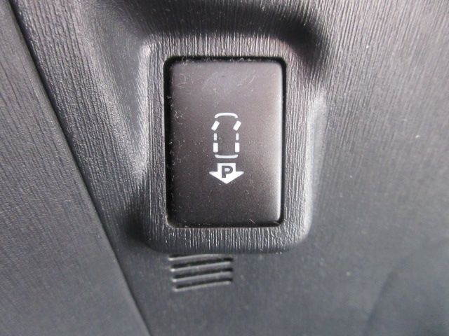 Toyota PRIUS PHV 2012-11 20862-18