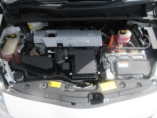 Toyota PRIUS PHV 2012-11 20862-28