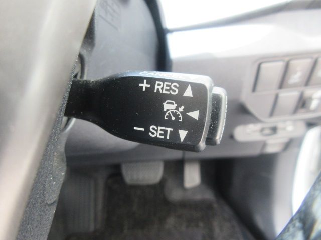 Toyota PRIUS PHV 2012-11 20862-26