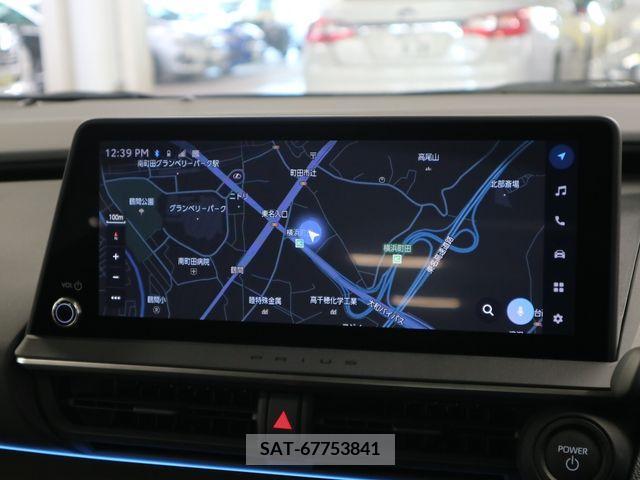 Toyota PRIUS 2023-10 281938-14