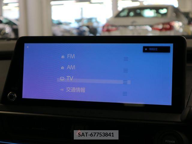 Toyota PRIUS 2023-10 281938-16