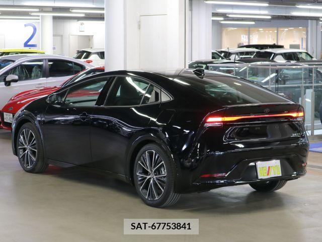 Toyota PRIUS 2023-10 281938-6