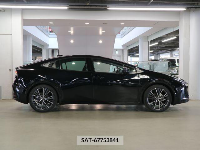 Toyota PRIUS 2023-10 281938-7