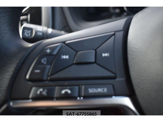 Nissan NOTE 2018-08 215925-5