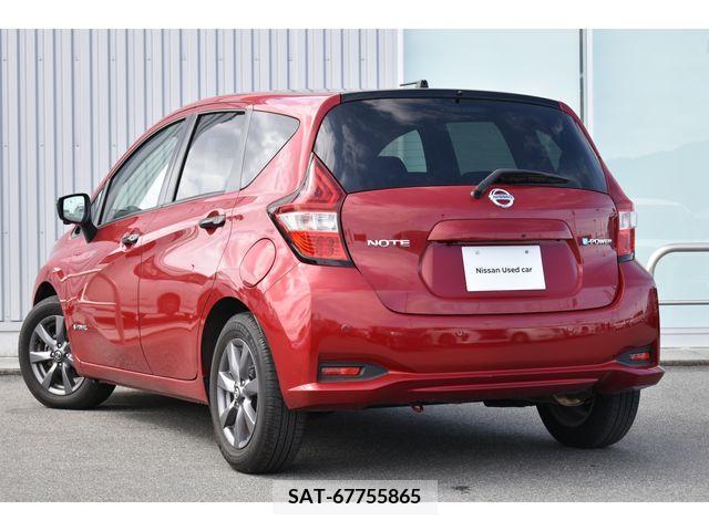 Nissan NOTE 2018-08 215925-23