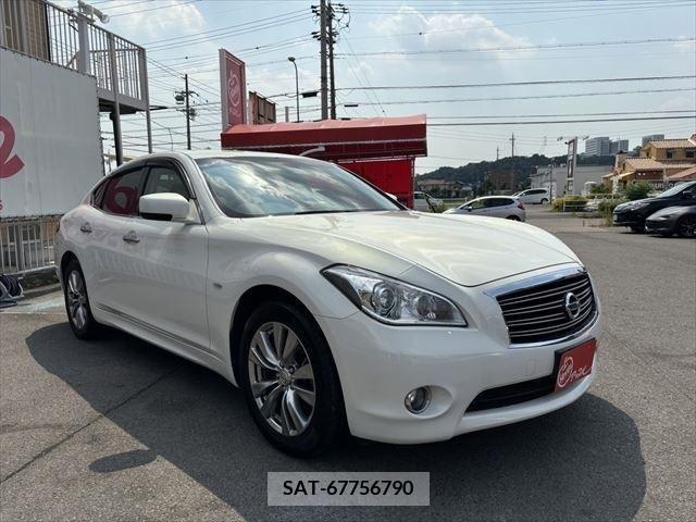 Nissan FUGA 2013-06 387843-17