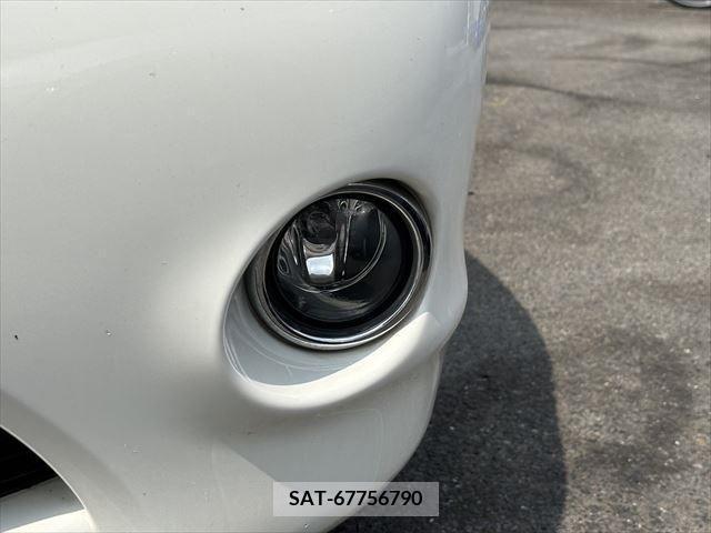 Nissan FUGA 2013-06 387843-25