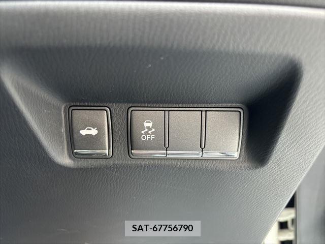 Nissan FUGA 2013-06 387843-6