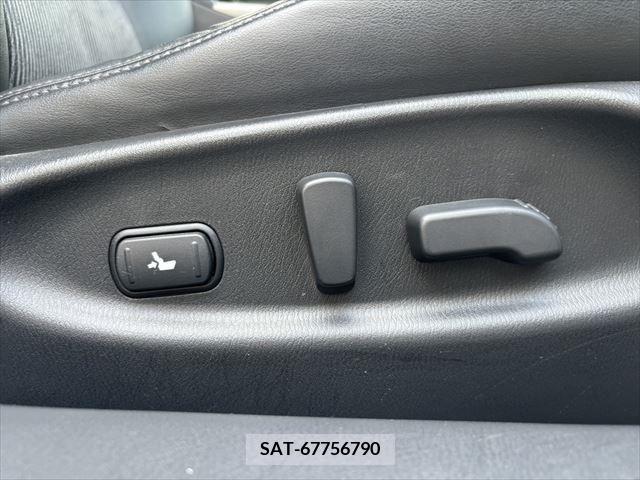 Nissan FUGA 2013-06 387843-4