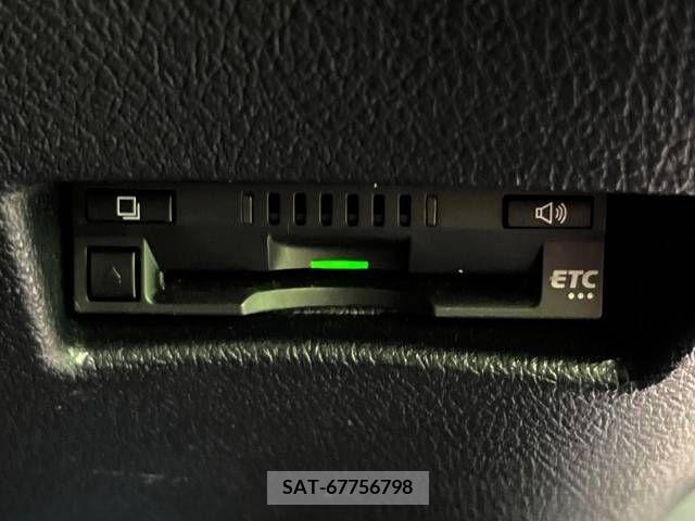 Toyota SIENTA 2019-06 368148-6