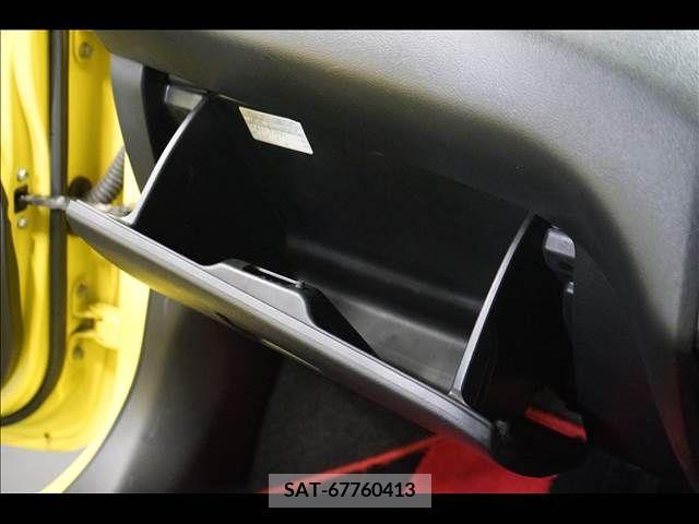 Suzuki SWIFT 2018-10 386690-12